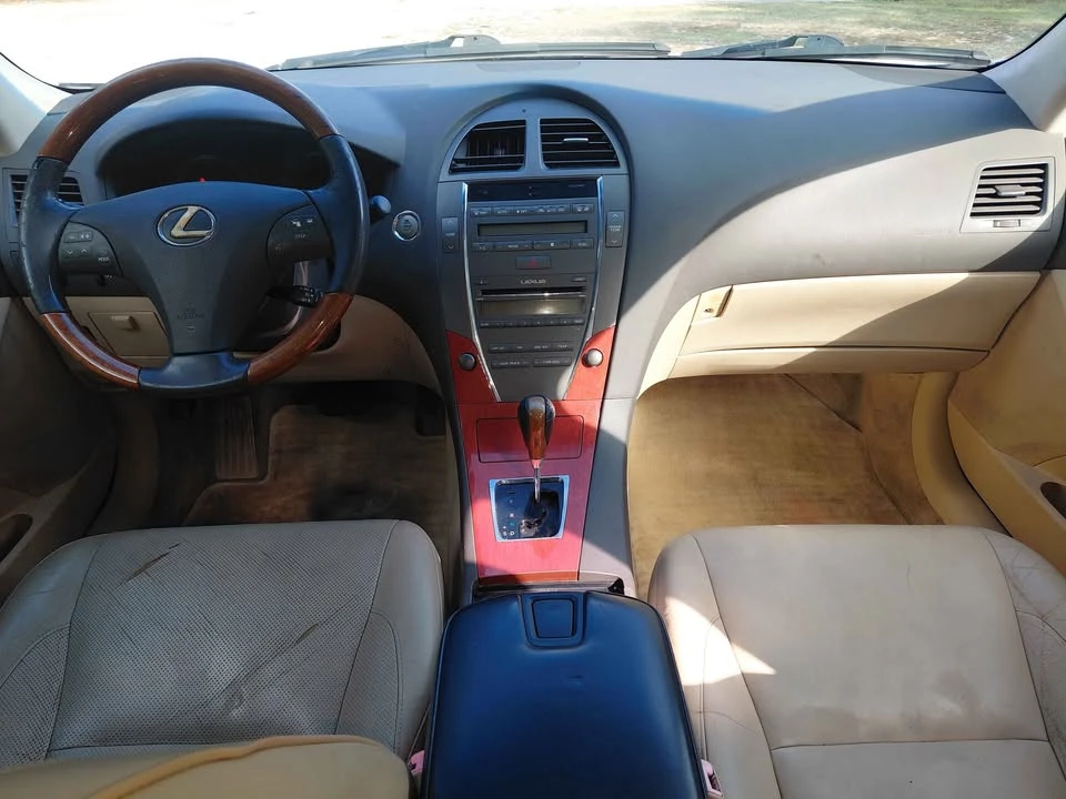 2008 Lexus ES 5th Gen - Image 6 of 8