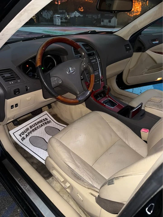 2008 Lexus ES 4th Gen - Image 7 of 10