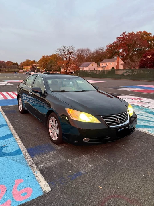 2008 Lexus ES 4th Gen - Image 3 of 10