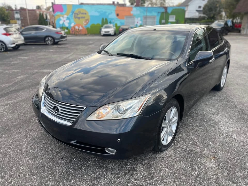 2008 Lexus ES 4th Gen - Image 2 of 13