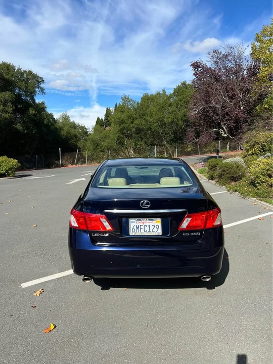 2008 Lexus ES 5th Gen - Image 3 of 15