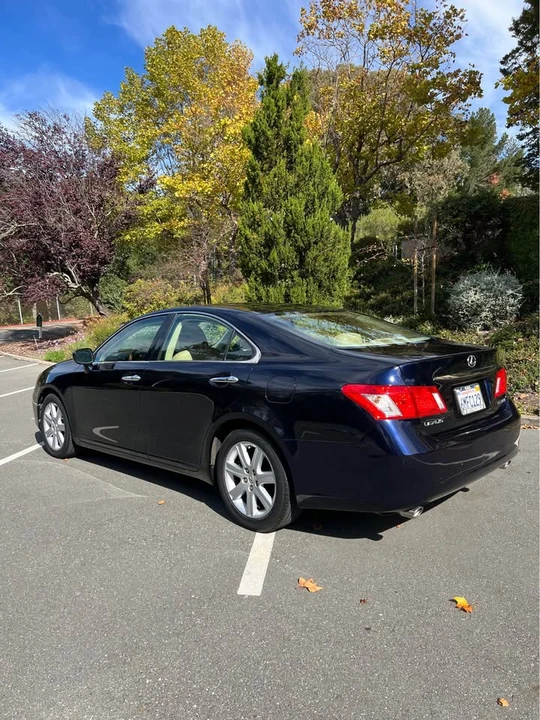2008 Lexus ES 5th Gen - Image 4 of 15