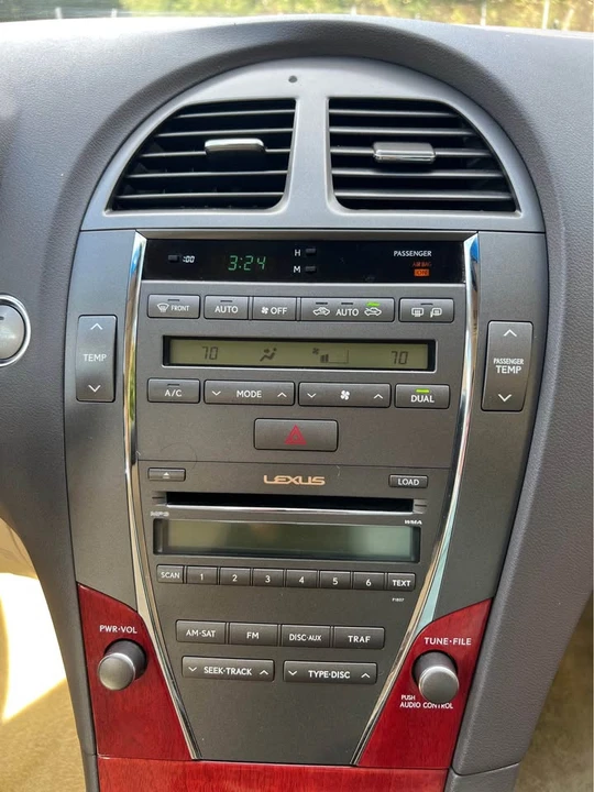 2008 Lexus ES 5th Gen - Image 10 of 15