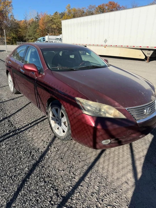 2008 Lexus ES 5th Gen - Image 2 of 3
