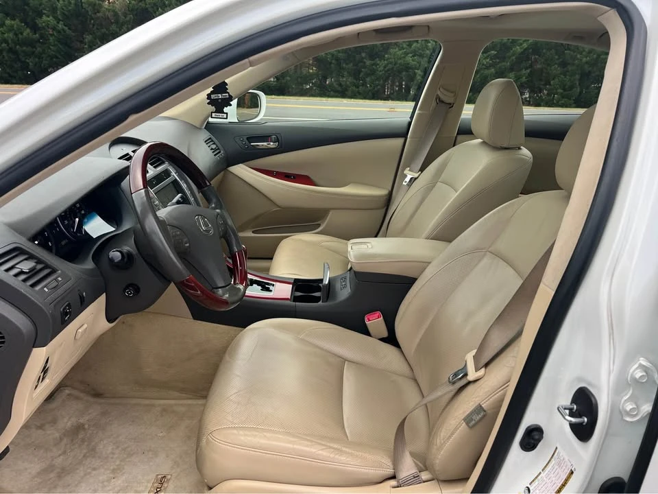 2008 Lexus ES 5th Gen - Image 8 of 14