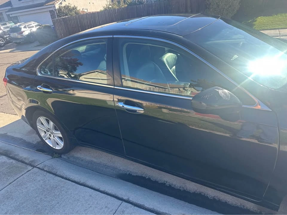 2008 Lexus ES 5th Gen - Image 4 of 15