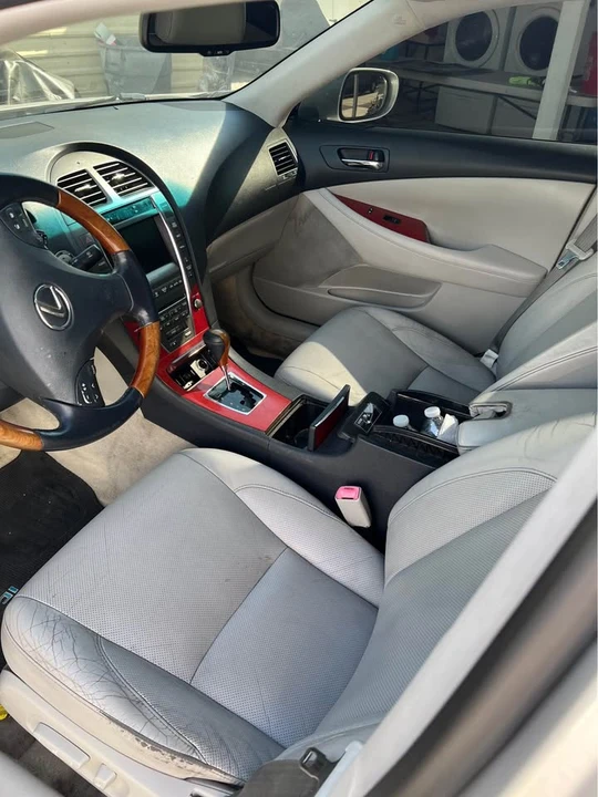 2008 Lexus ES 4th Gen - Image 8 of 12