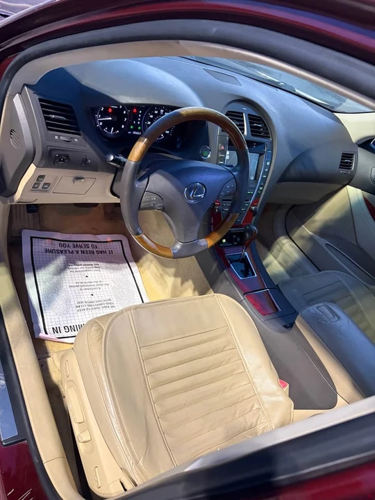2008 Lexus ES 4th Gen - Image 3 of 4