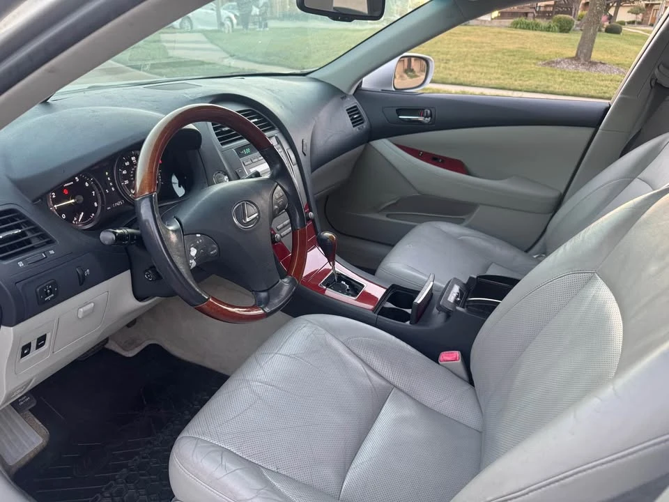 2008 Lexus ES 5th Gen - Image 8 of 18