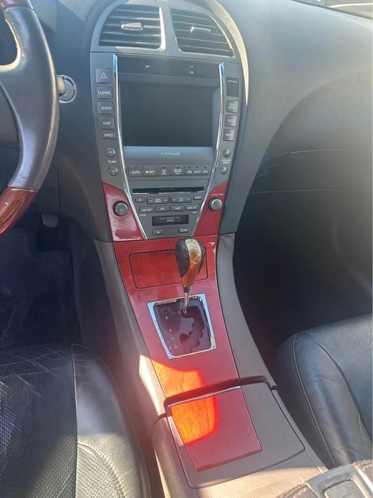 2008 Lexus ES 5th Gen - Image 8 of 15