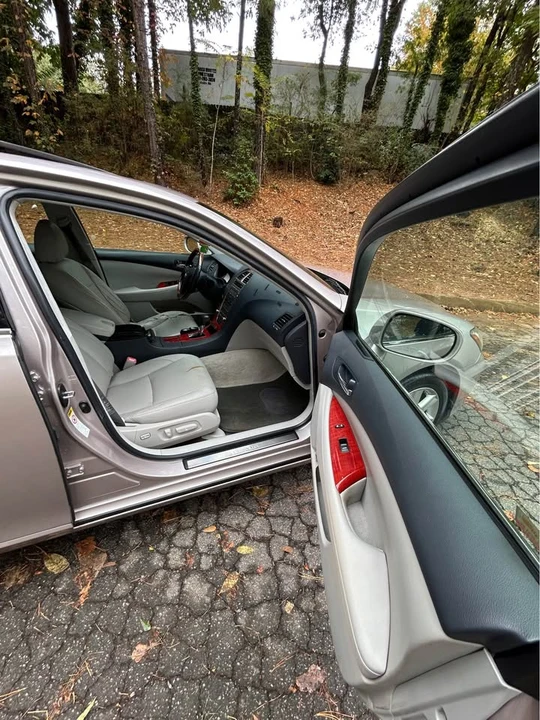 2008 Lexus ES 4th Gen - Image 8 of 16