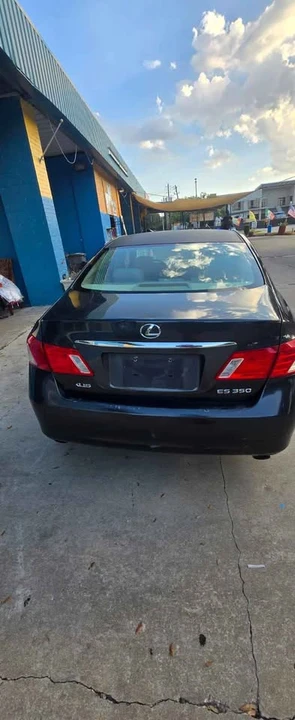 2008 Lexus ES 4th Gen - Image 2 of 8