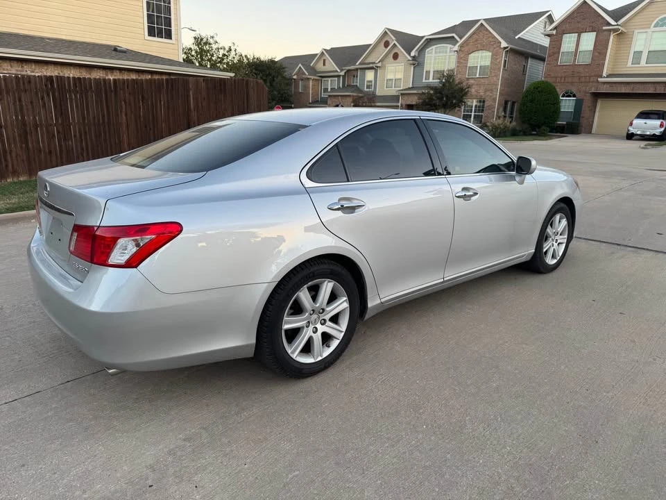 2008 Lexus ES 5th Gen - Image 5 of 18