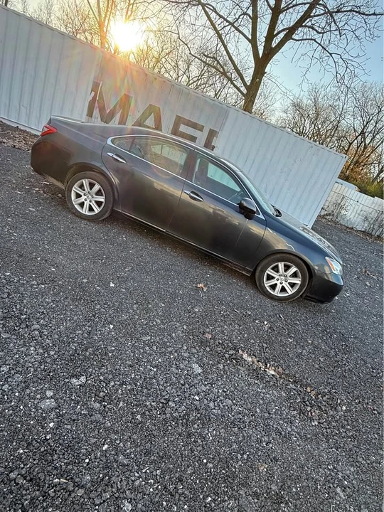2008 Lexus ES 4th Gen - Image 2 of 19