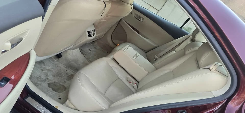 2008 Lexus ES 5th Gen - Image 5 of 12