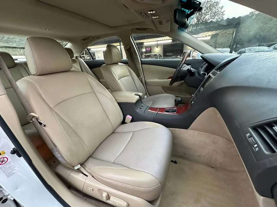 2008 Lexus ES 5th Gen - Image 10 of 14