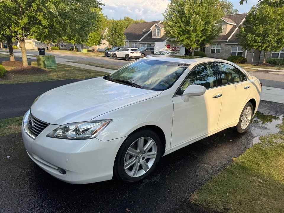2008 Lexus ES 5th Gen - Image 4 of 8