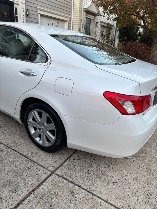 2008 Lexus ES 5th Gen - Image 11 of 20