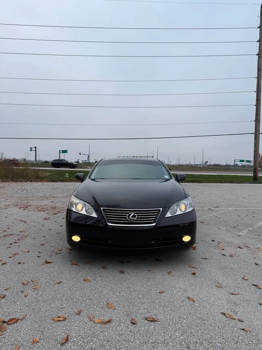 2008 Lexus ES 5th Gen - Image 2 of 13
