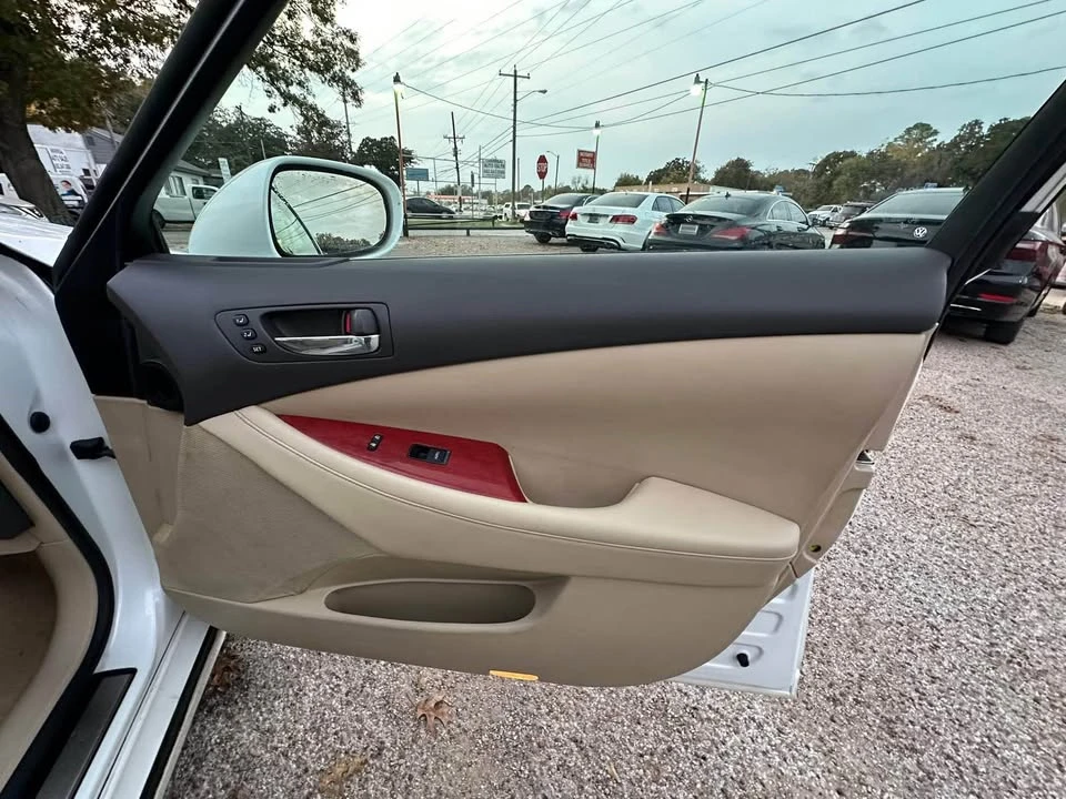 2008 Lexus ES 5th Gen - Image 18 of 19
