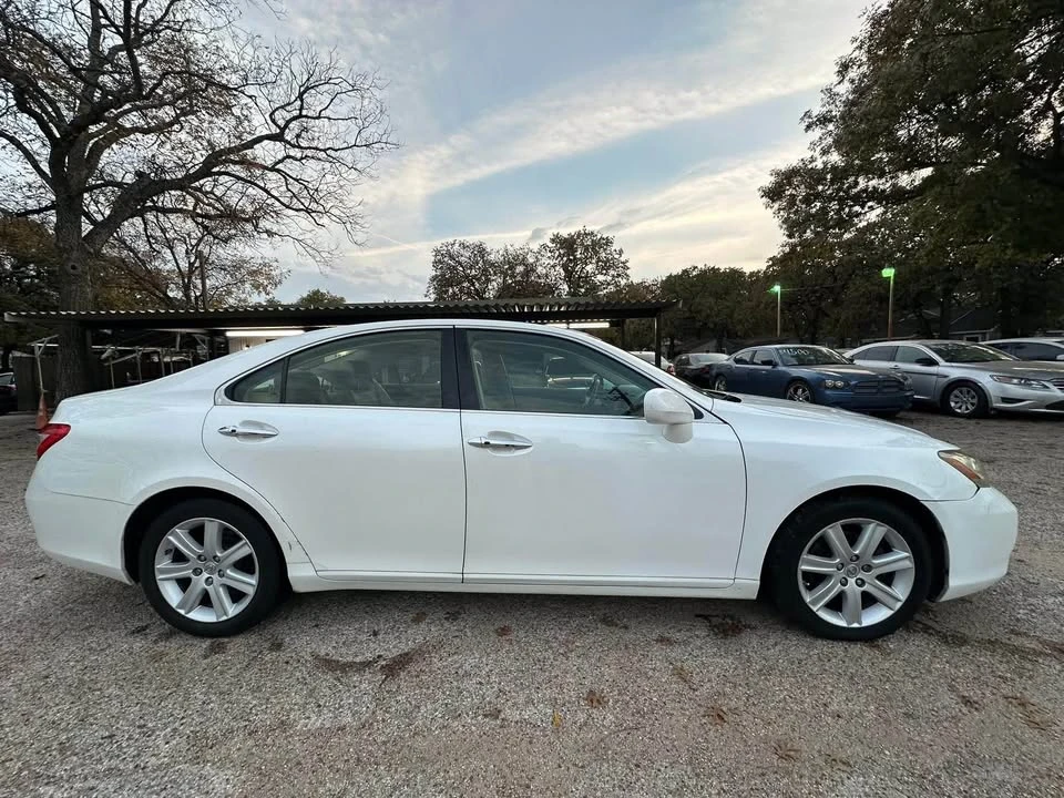 2008 Lexus ES 5th Gen - Image 3 of 19