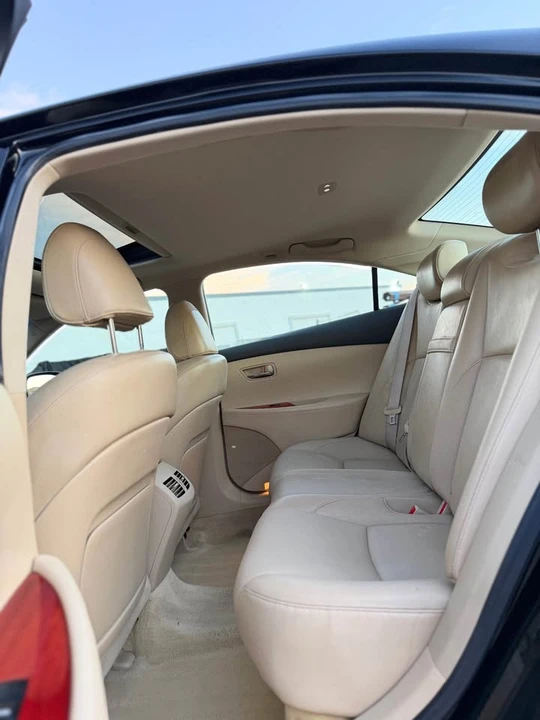 2008 Lexus ES 5th Gen - Image 12 of 13