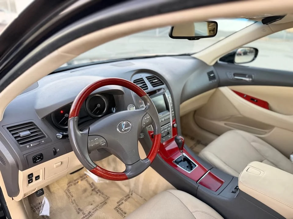 2008 Lexus ES 5th Gen - Image 8 of 13