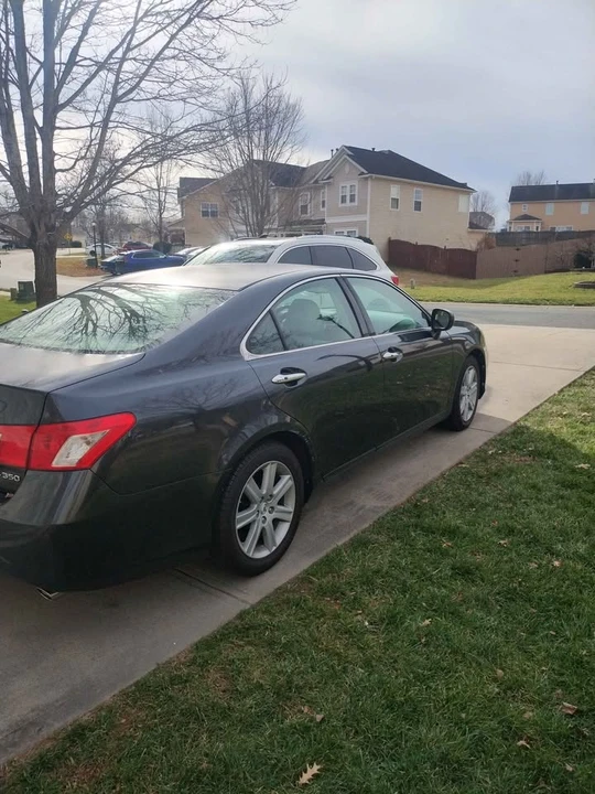 2008 Lexus ES 5th Gen - Image 3 of 14