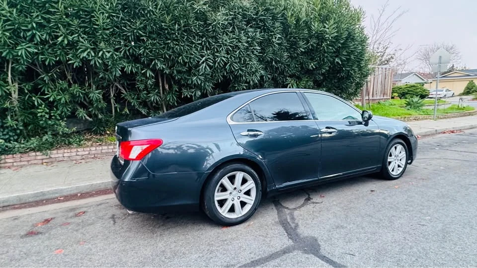 2008 Lexus ES 5th Gen - Image 4 of 12
