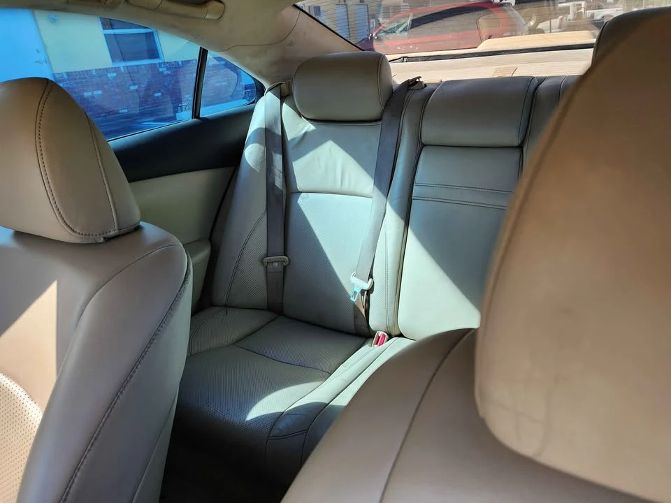 2008 Lexus ES 5th Gen - Image 4 of 9