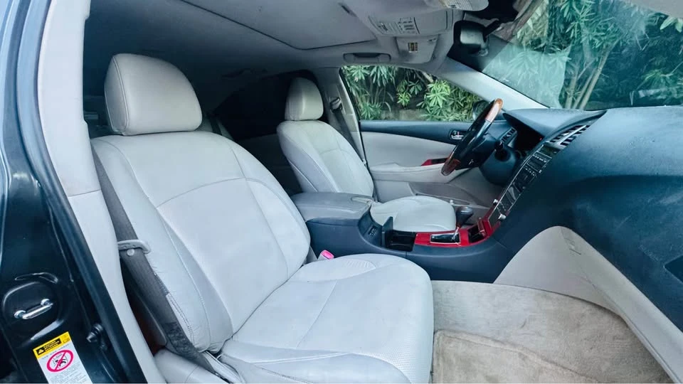 2008 Lexus ES 5th Gen - Image 10 of 12