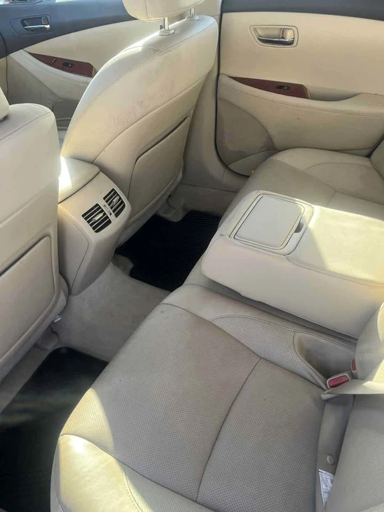 2008 Lexus ES 5th Gen - Image 4 of 10
