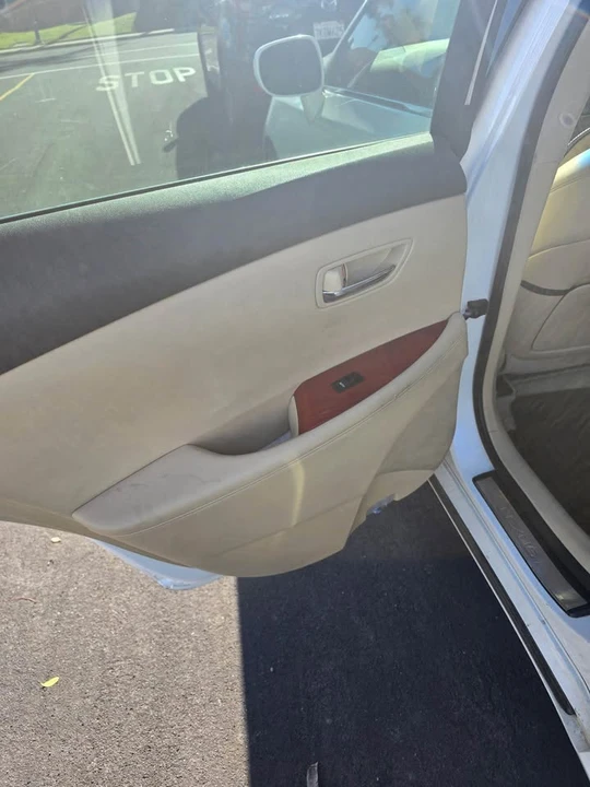 2008 Lexus ES 4th Gen - Image 4 of 6