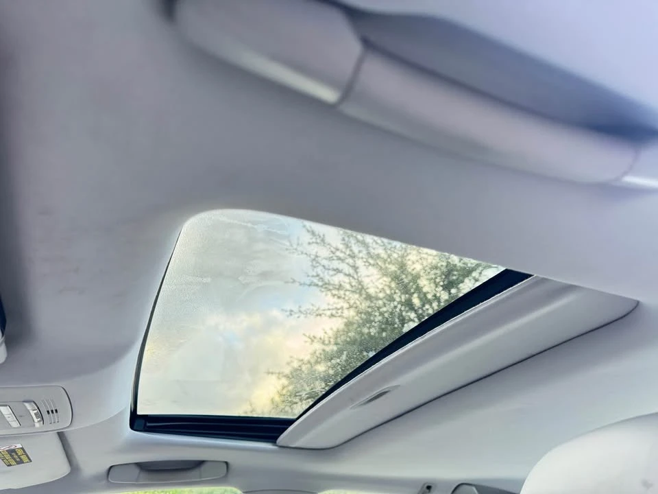2008 Lexus ES 5th Gen - Image 9 of 10