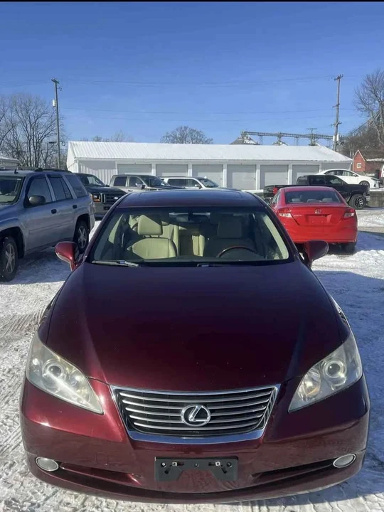 2008 Lexus ES 5th Gen - Image 2 of 10