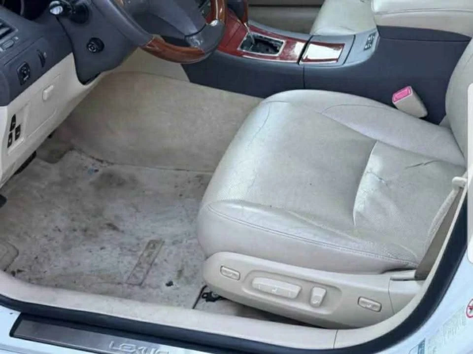 2008 Lexus ES 5th Gen - Image 9 of 10