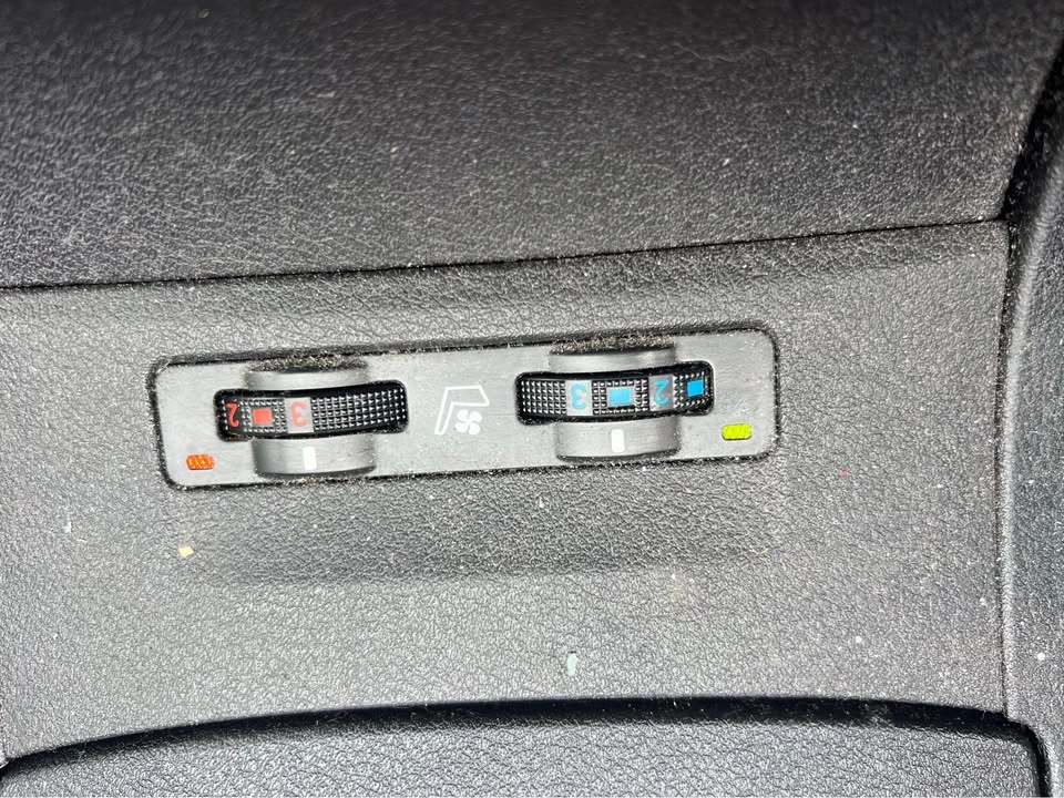 2008 Lexus ES 4th Gen - Image 6 of 9
