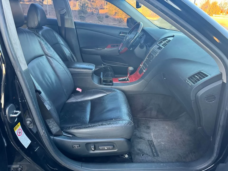 2008 Lexus ES 5th Gen - Image 12 of 19