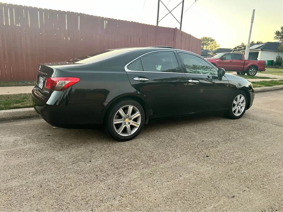 2008 Lexus ES 5th Gen - Image 5 of 12