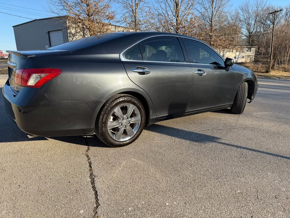 2008 Lexus ES 5th Gen - Image 4 of 11