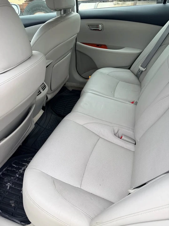 2008 Lexus ES 5th Gen - Image 5 of 7