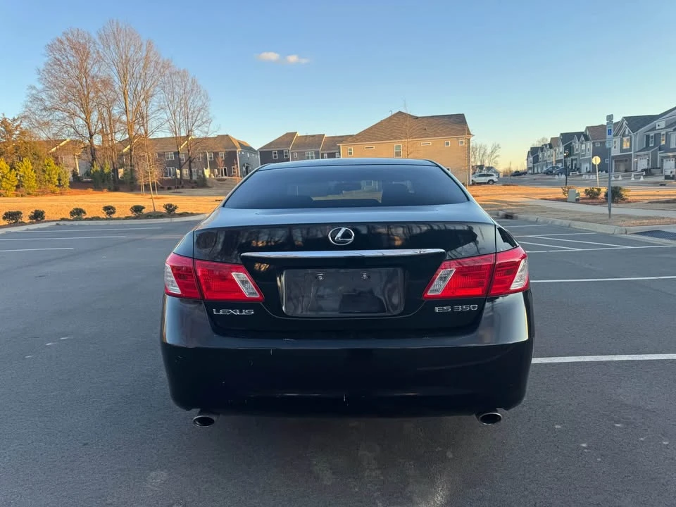 2008 Lexus ES 5th Gen - Image 17 of 19