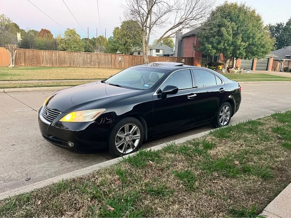 2008 Lexus ES 5th Gen - Image 2 of 12
