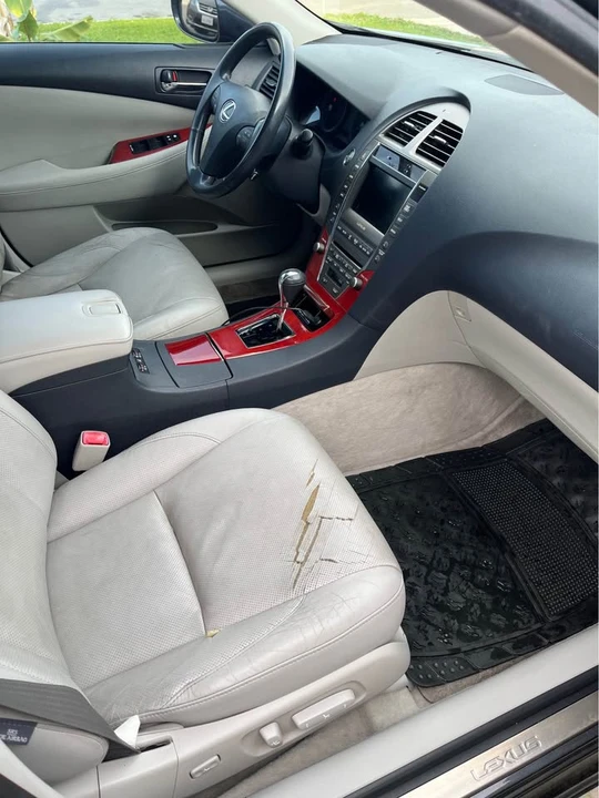 2008 Lexus ES 5th Gen - Image 9 of 11