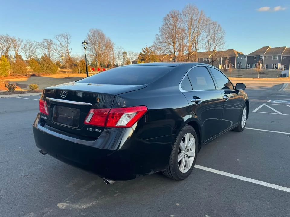 2008 Lexus ES 5th Gen - Image 18 of 19