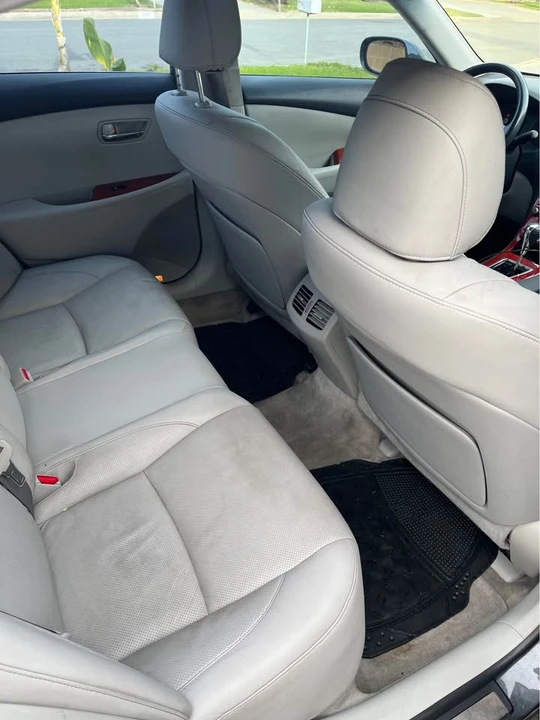 2008 Lexus ES 5th Gen - Image 10 of 11