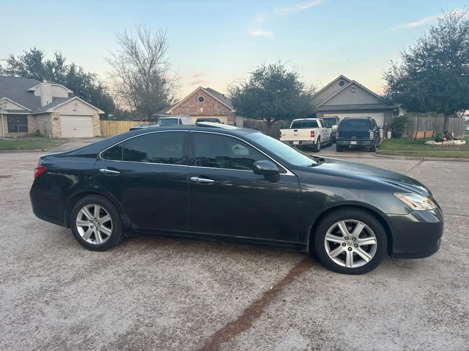2008 Lexus ES 5th Gen - Image 8 of 10