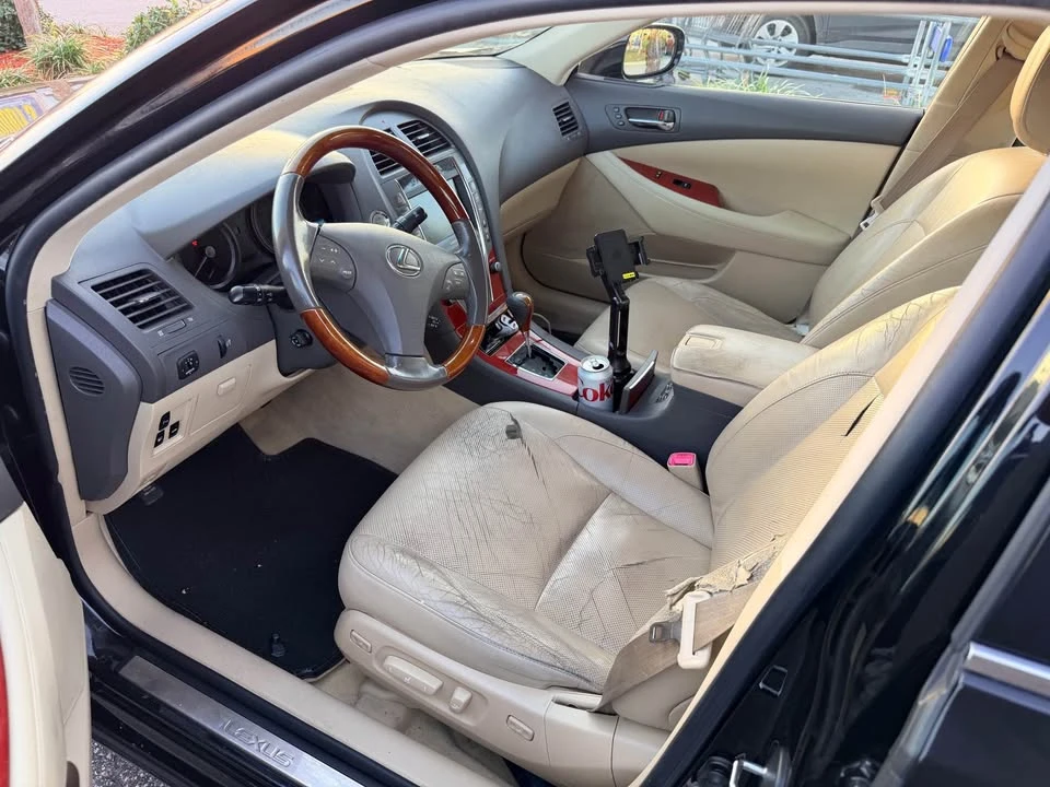 2008 Lexus ES 4th Gen - Image 8 of 11