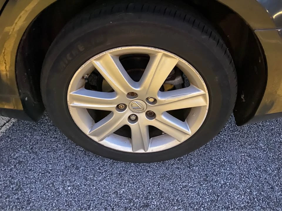 2008 Lexus ES 4th Gen - Image 4 of 6
