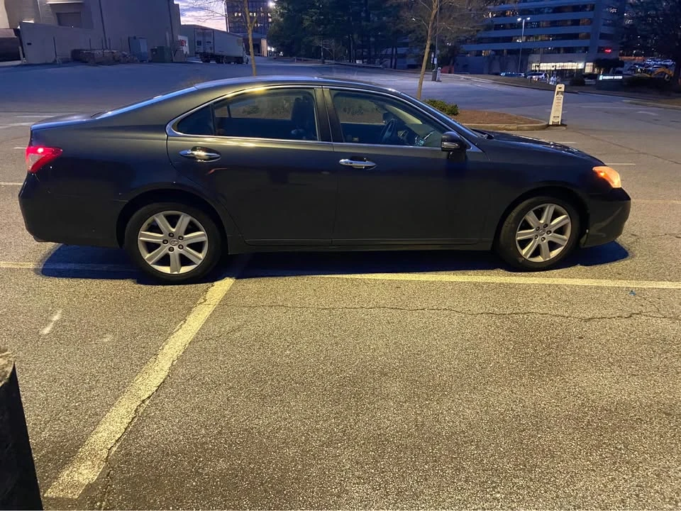 2008 Lexus ES 4th Gen - Image 2 of 6